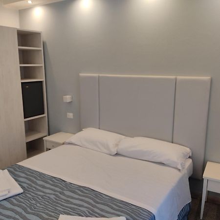 Hotel Caravel Park Rimini Dış mekan fotoğraf