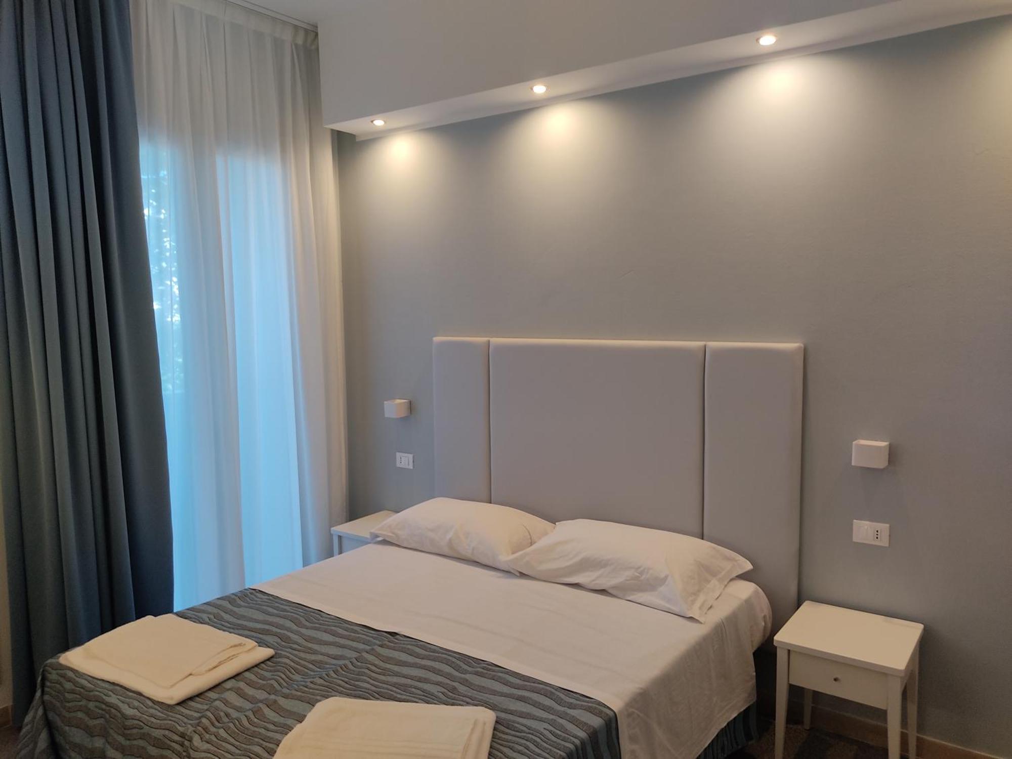 Hotel Caravel Park Rimini Dış mekan fotoğraf
